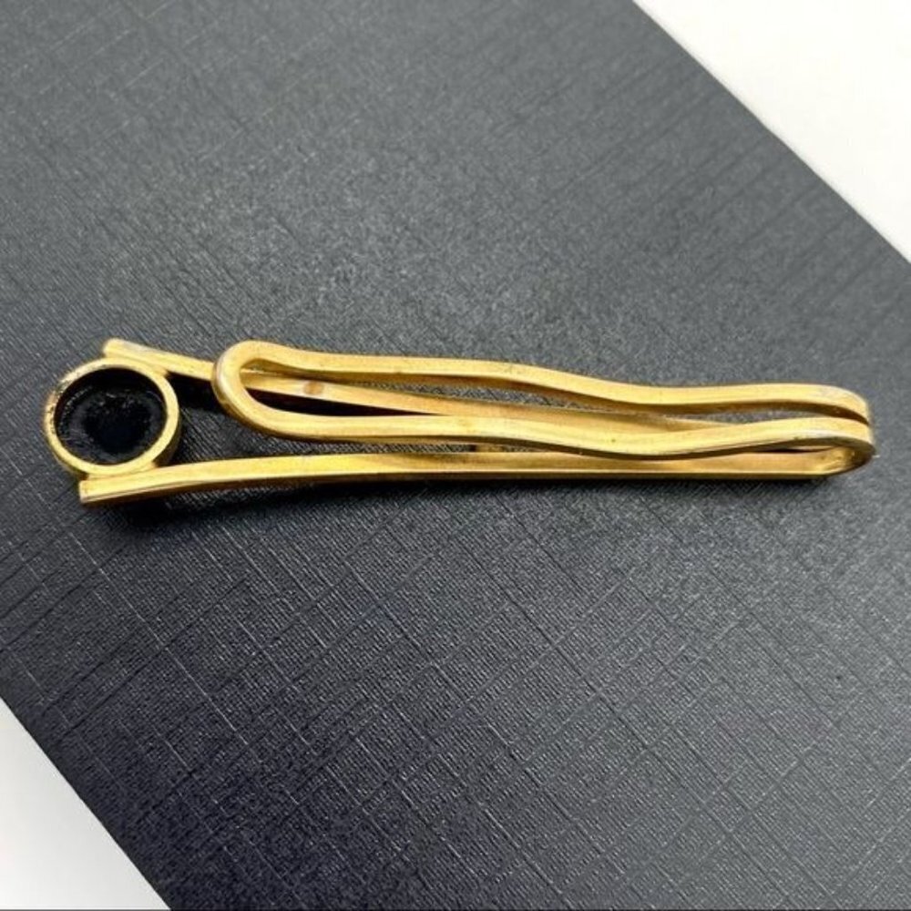 Hickok Tie Bar Gold Tone Tie Bar Black Cabochon - Picture 2 of 5